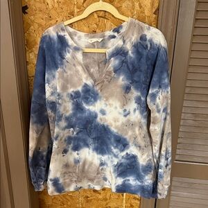 Peach Love California Navy and Cream Tie-Dye Long Sleeve Top